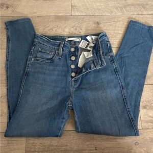 Women's Levi Blue Jeans